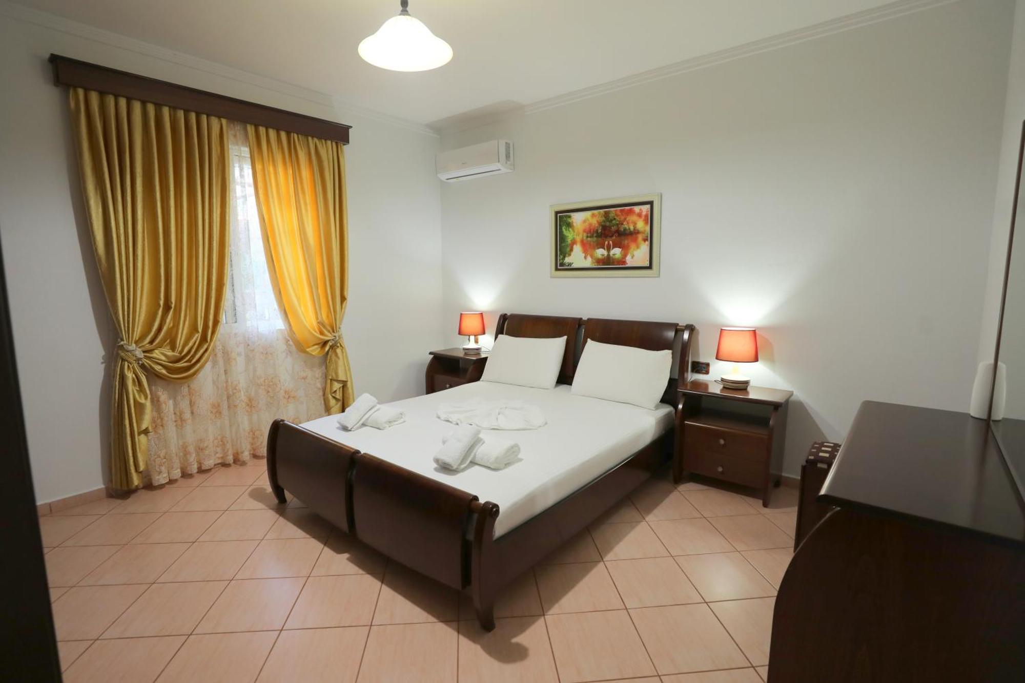Villa Kevin'S Sarandë Exterior foto